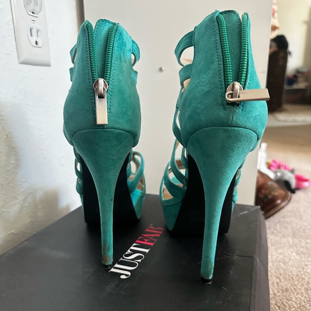 Just Fab Lilia’s Seafoam Platform Heels Size 8.5 - Picture 8 of 12
